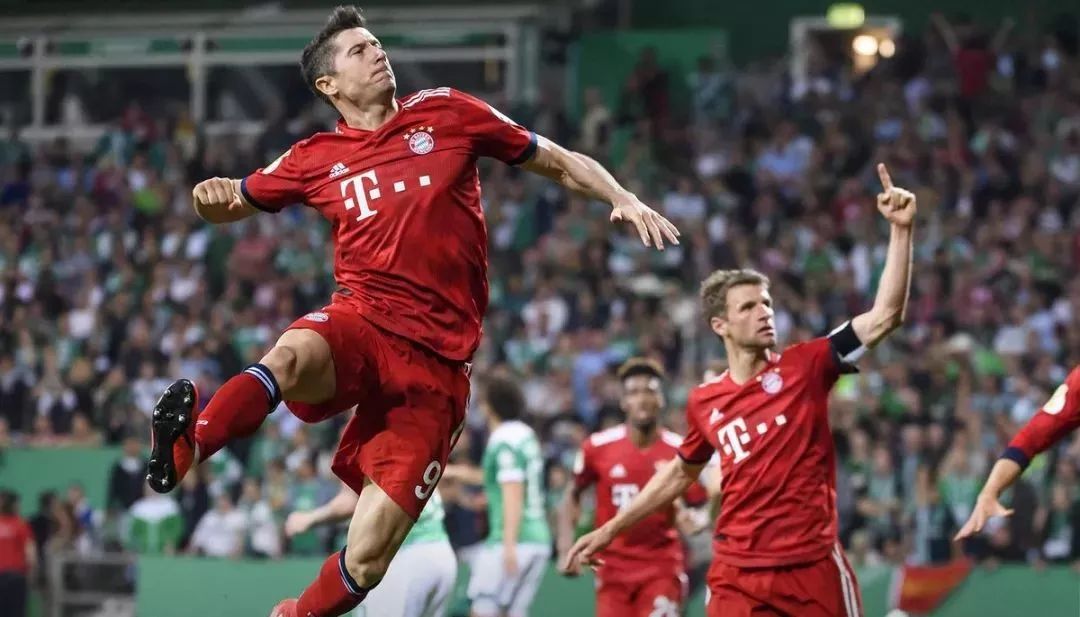 实力均衡的对手争夺胜利,一触即发的简单介绍 实力均衡的对手争夺胜利,一触即发的简单介绍