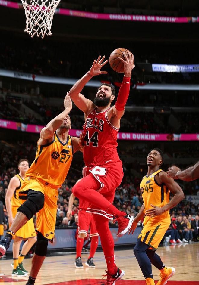 十分激烈，揭幕战惨败，改写历史的简单介绍