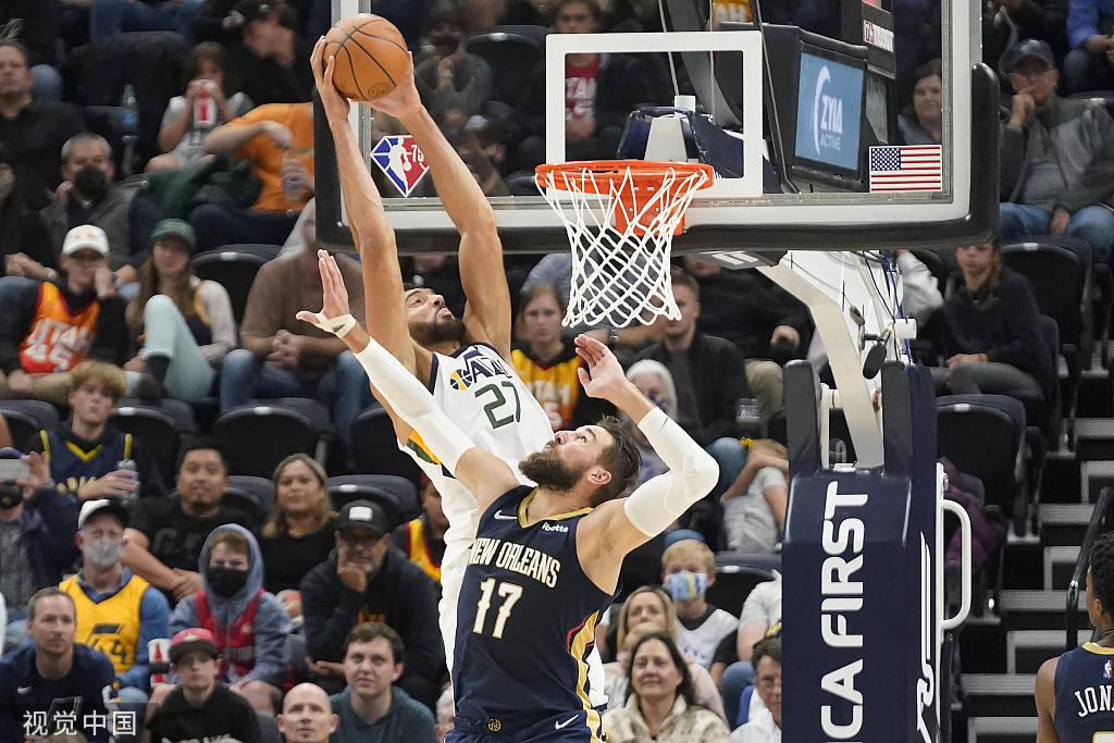 辽宁队鏖战鹈鹕，戈贝尔点燃赛场