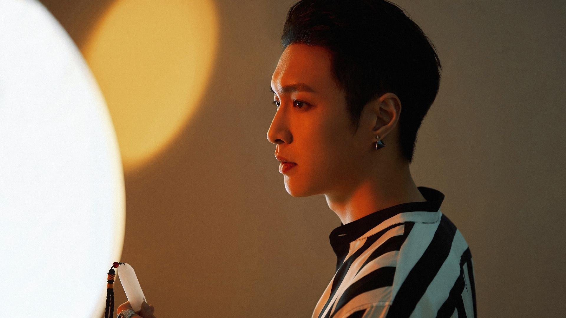 拉文关键先生显神威,骑士队火力全开压制广厦队