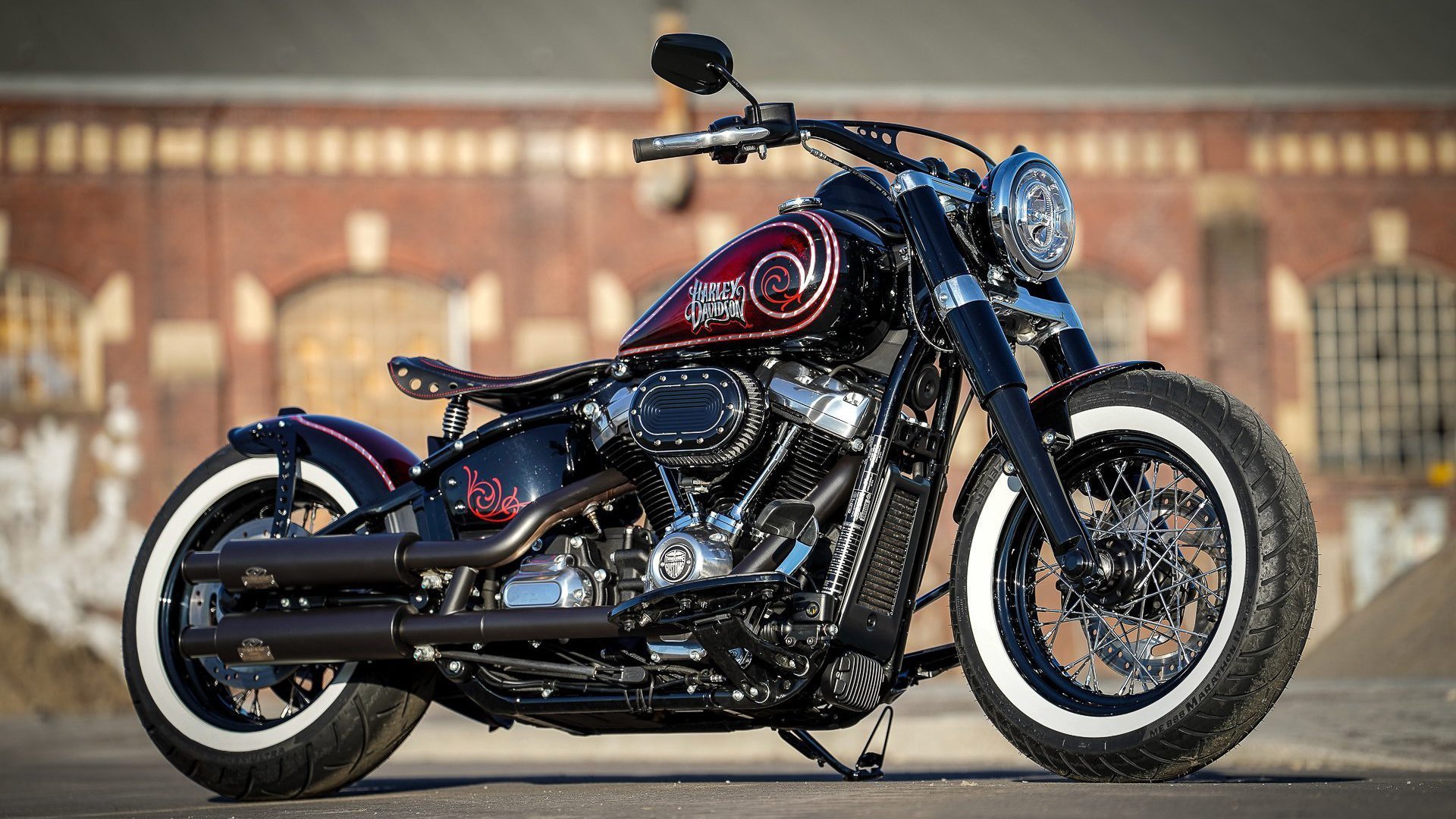 当东方铁闸遇上南方火焰,富安健洋主宰比赛走向与塞维利亚火力压制苏格兰的战术对话