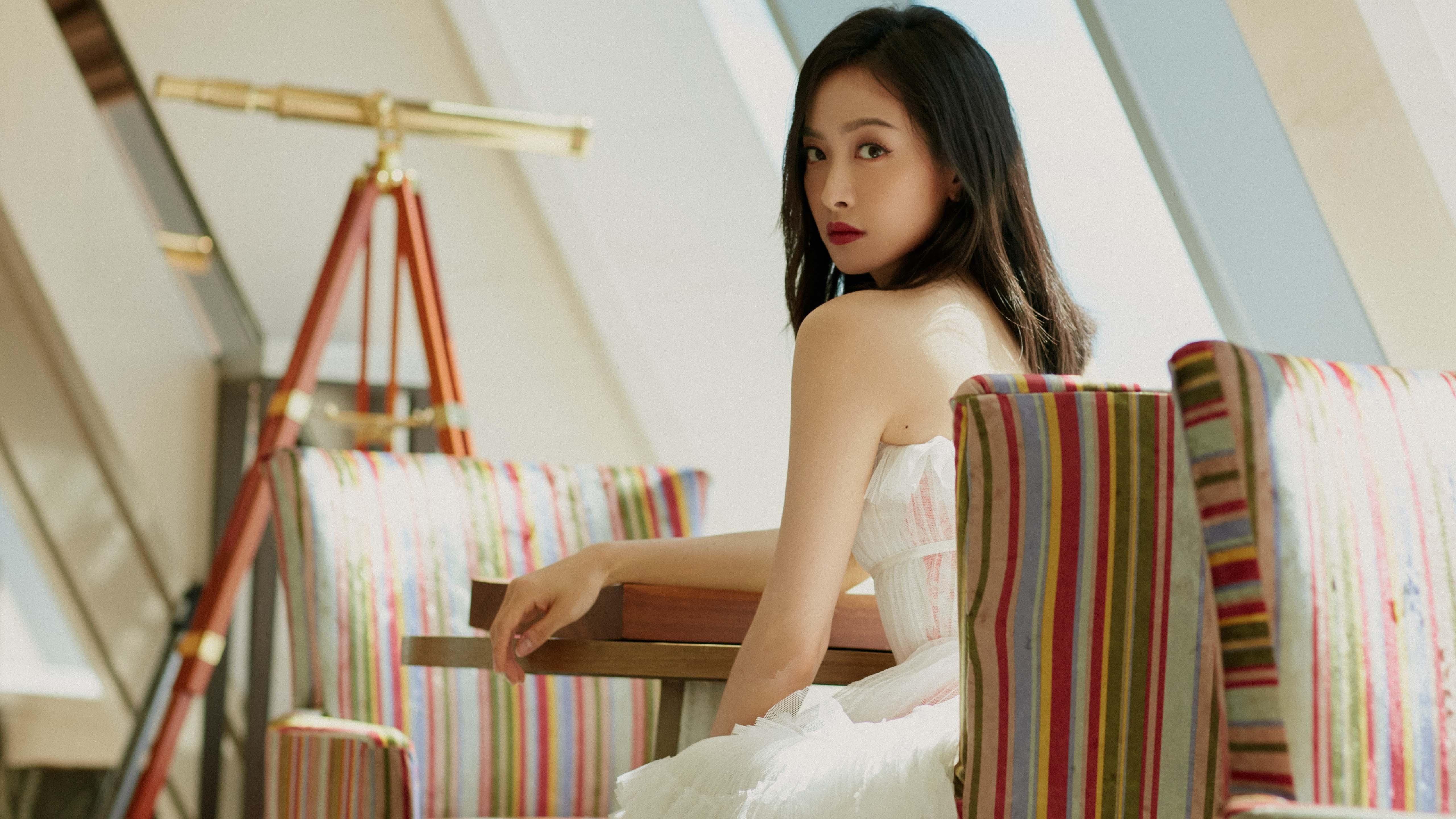 国家德比硝烟中的东方里程碑，金玟哉之夜如何改写历史叙事